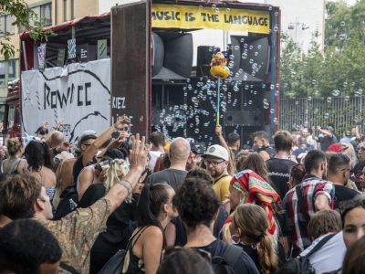 Zug der Liebe 2022, Techno Parade von Prenzlauer Berg bis Moritzplatz. Berlin-Kreuzberg Zug der Liebe 2022, Techno Parade von Prenzlauer Berg bis Kreuzberg.
