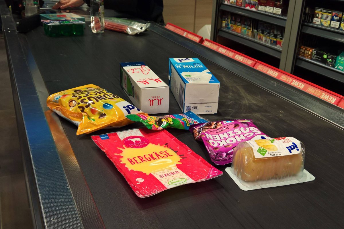 Ein Kassen-Trick bei Rewe und anderen Supermärkten sorgt für Wirbel. (Symbolfoto)