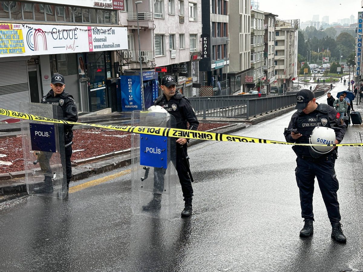Die türkische Hauptstadt Ankara wurde von einer Explosion erschüttert. Es wird von einem "Terroranschlag" gesprochen.