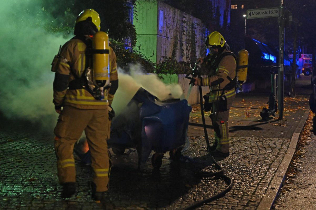 Halloween in Berlin Mehrere Angriffe auf Polizisten und Passanten
