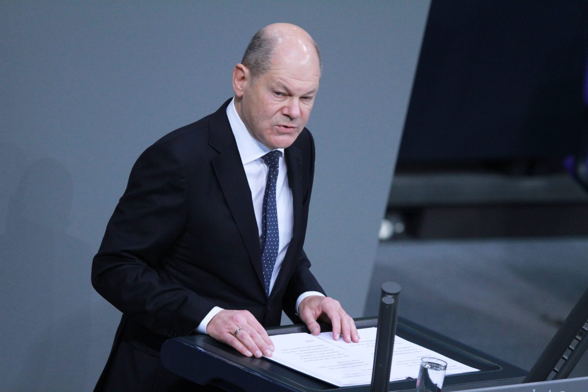 Kanzler Scholz im Bundestag.