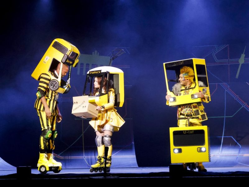 BVG feiert Musical-Premiere – mit Standing Ovation durch die „Tarifzone Liebe“