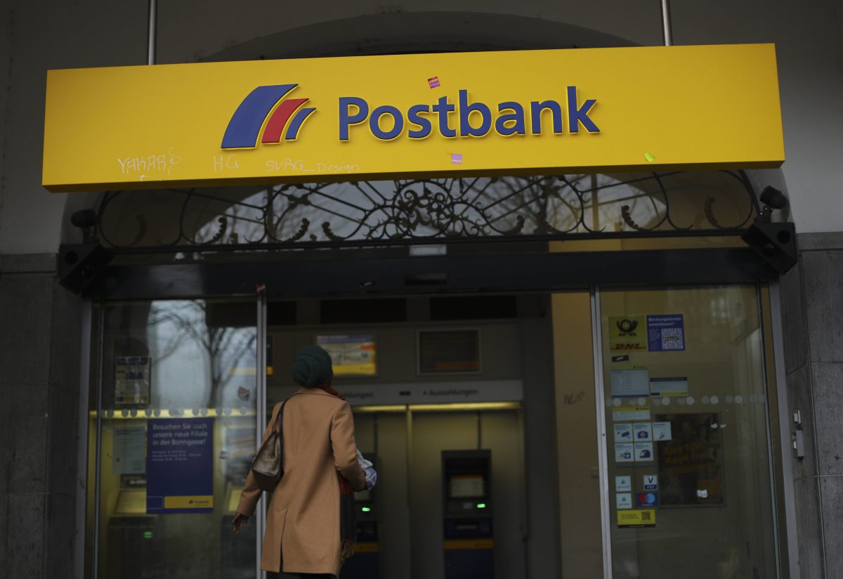Viele Postbank-Kunden klagen weiterhin über IT-Probleme.