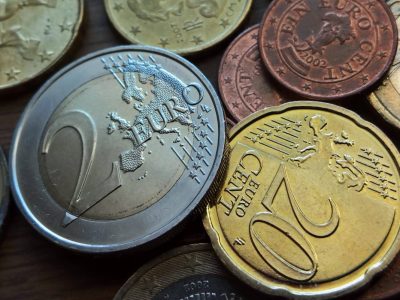 Einige Euro-Münzen sind sehr wertvoll, jedoch gibt es auch einige Fallen.