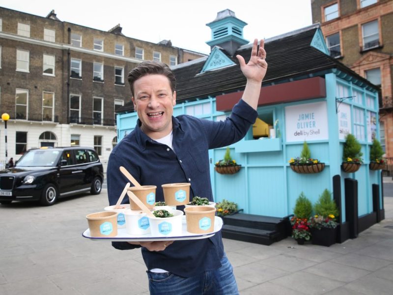 Restaurants in Berlin: Jamie Oliver verwirrt mit Gericht – DAS steht auf der Karte