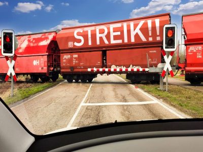 Deutsche Bahn: Streik-Drohung zur EM.
