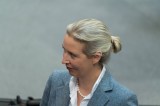 Machtverschiebung im Bundestag! Die AfD nutzt ihre neue Rolle als stÃ¤rkste Oppositionskraft und kÃ¶nnte den politischen Kurs erheblich beeinflussen. Doch was bedeutet das fÃ¼r die Regierungsparteien?