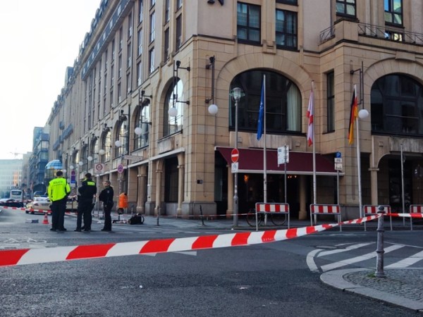 Mehrere Schüsse vor Berliner Diskothek – 22-jähriger Gast wird plötzlich zur Zielscheibe