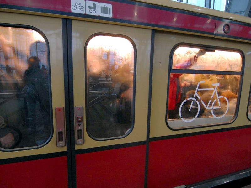 BVG und S-Bahn Berlin: Fahrgäste beschweren sich! „Es ist so schlimm“