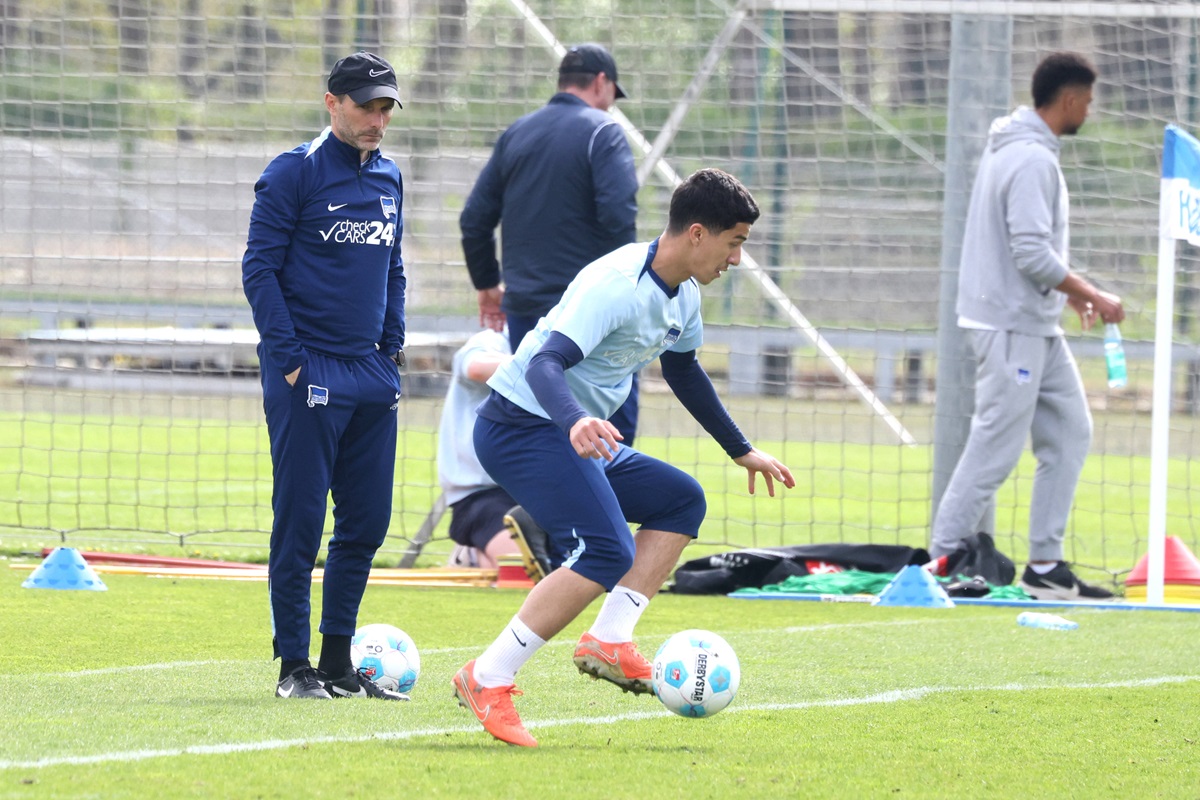 Ibrahim Sessa von Hertha BSC im Teamtraining.