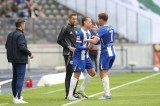 Florian Niederlechner von Hertha BSC wird ausgewechselt.