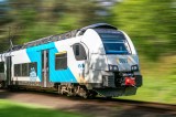 Eine Bahn der ODEG, wie sie auch in Berlin fährt.
