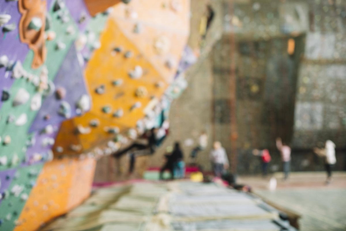 Blick auf eine Kletterwand. In einer Halle in Berlin gab es einen tödlichen Unfall.