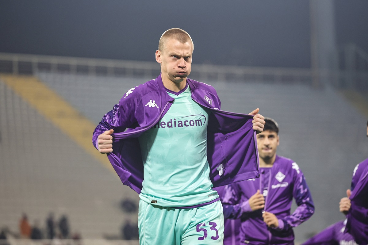 Oliver Christensen, Ex-Keeper von Hertha BSC, im Trikot von Florenz.