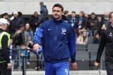 Smail Prevljak, ehemaliger Spieler von Hertha BSC, geht strammen Schrittes durchs Stadion.