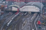 Der Ostbahnhof in Berlin aus der Luft aufgenommen.