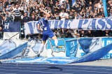 Fabian Reese jubelt vor den Fans von Hertha BSC.