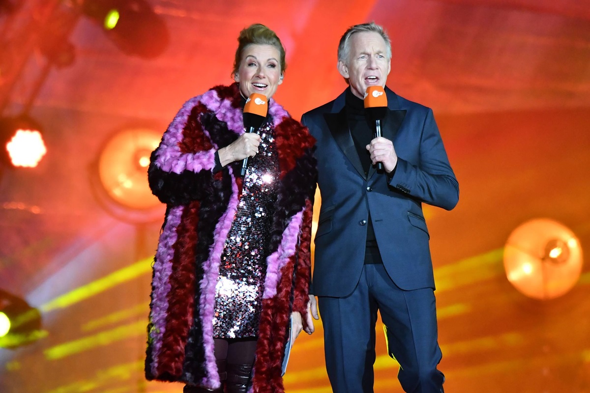 Andrea Kiewel und Johannes B. Kerner moderieren Silvester am Brandenburger Tor.